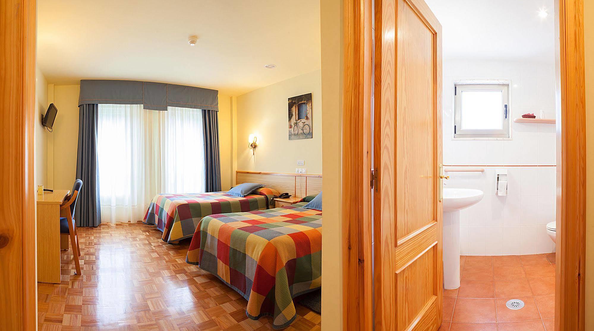Hotel San Briz A Pontenova Exteriér fotografie